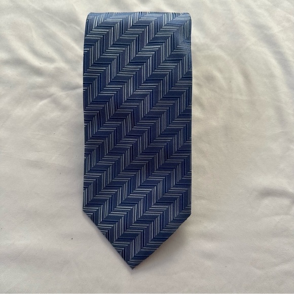 Dormeuil Geometric Repp Blue Tie 100% Silk Handmade in Italy Wide 58” x 4” - Picture 6 of 12